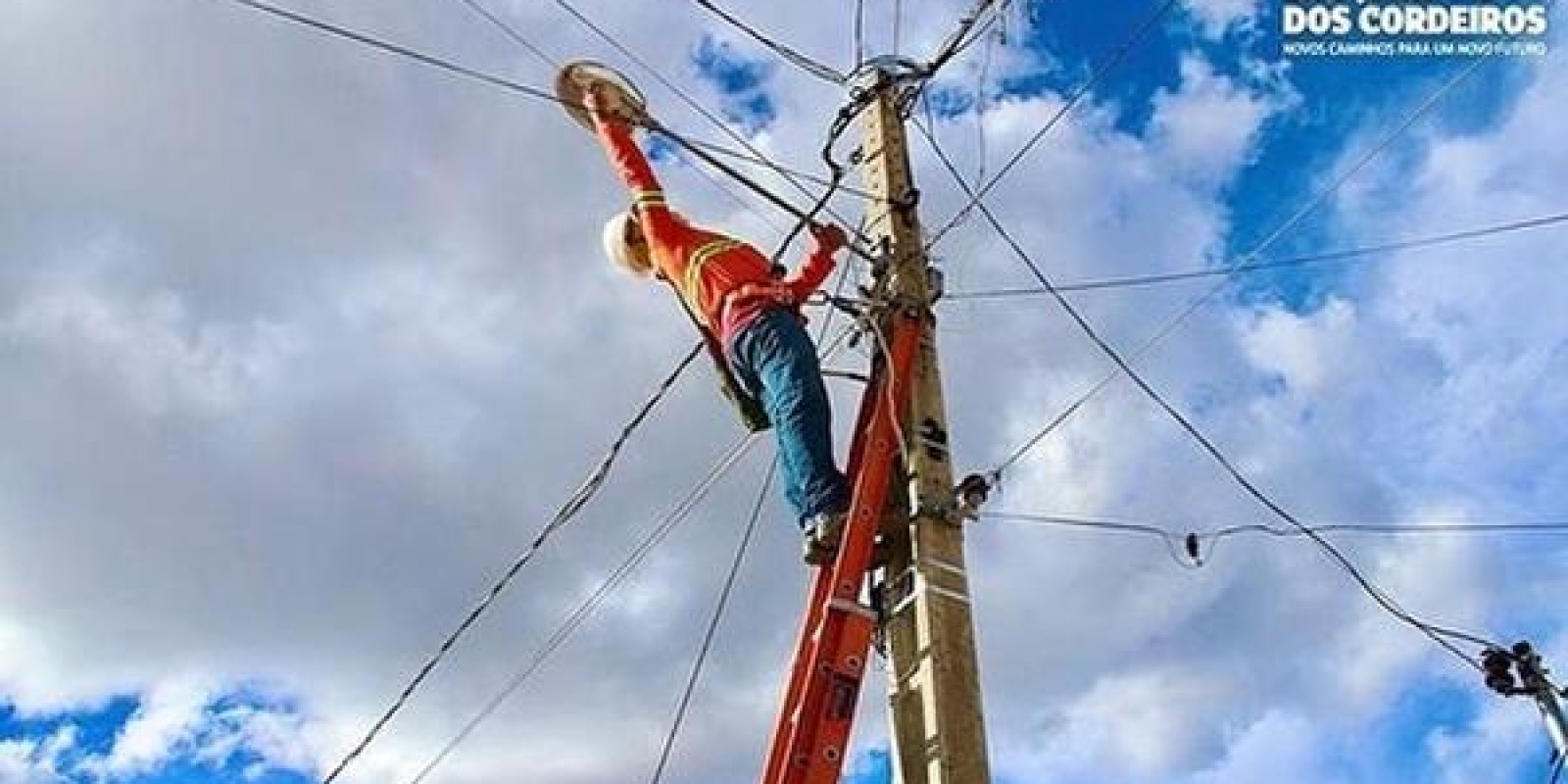 Prefeitura de São José dos Cordeiros implanta iluminação de LED em toda zona urbana da cidade