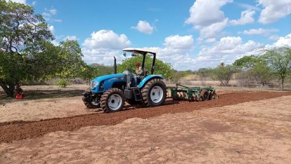 Prefeitura de São José dos Cordeiros inicia de forma bem antecipada o corte de terras 2022