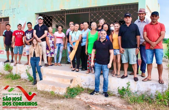 Prefeito Felício Queiroz reinicia programa...