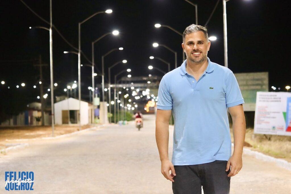 Prefeitura de São José dos Cordeiros realiza investimento e implanta nova iluminação no portal de entrada da cidade
