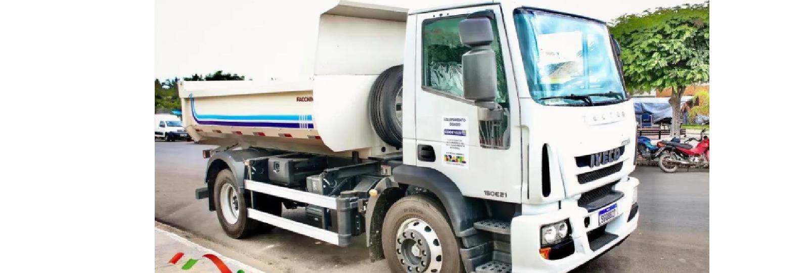 Prefeitura de São José dos Cordeiros adquire caminhão caçamba 0KM