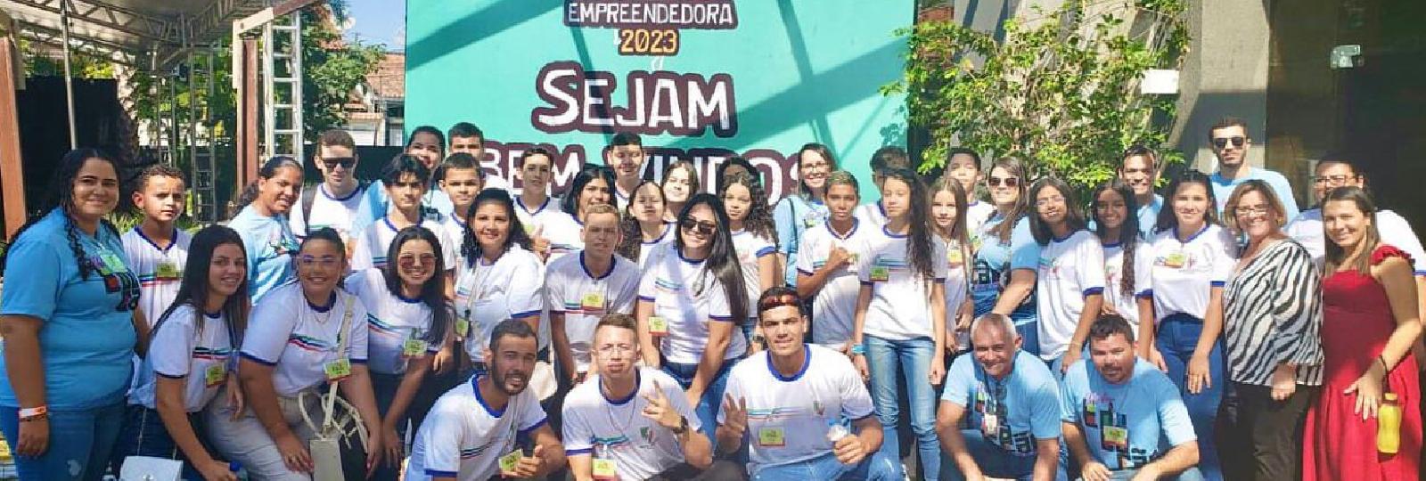 Alunos participam de Programa de...