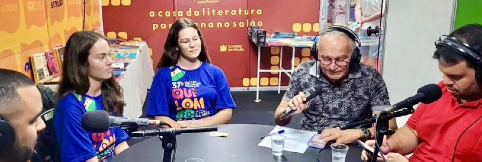 Direto do 37° Salão do Artesanato Paraibano, orgulhosamente destacamos duas jovens cordeirenses, Juliana Ramos e Maria Luiza Ramos!