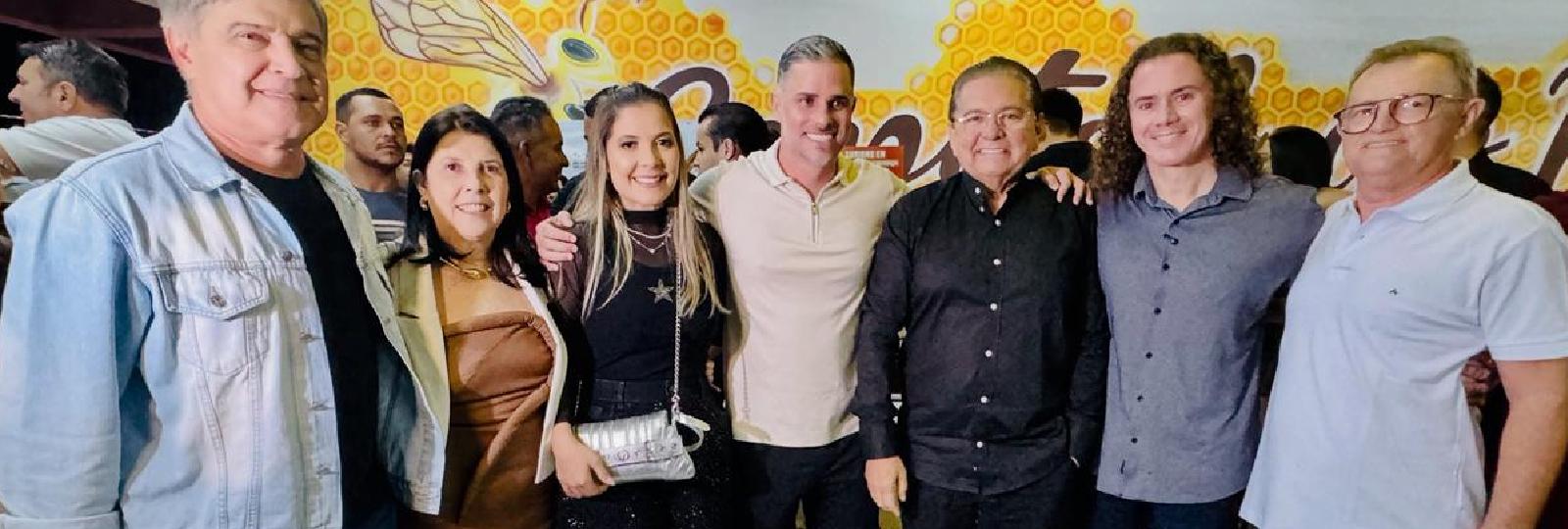 Festival do Mel reúne multidão...